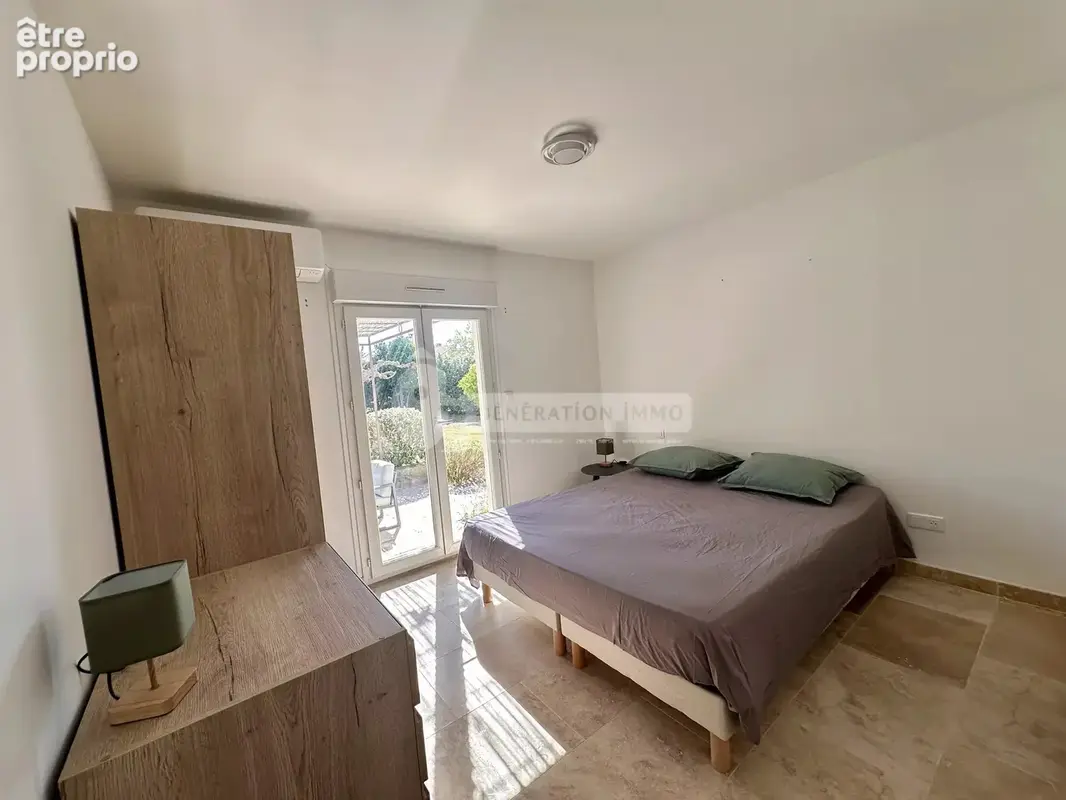 Maison de plain-pied proche centre de Fontvieille. - photo 15