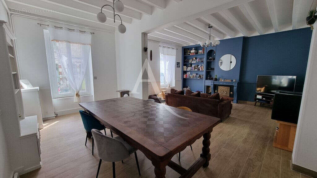 Maison à ECUEILLE