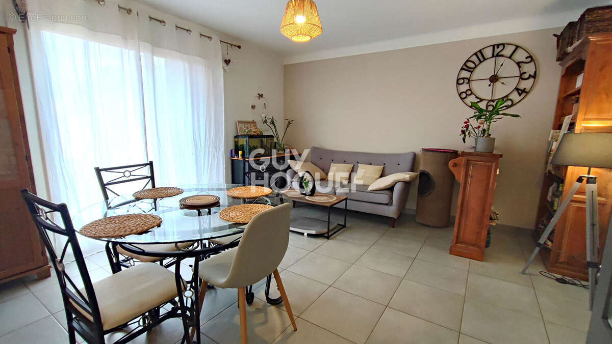 Maison de plain pied en trois faces, A vendre à PERPIGNAN Sud (66000), - photo 4