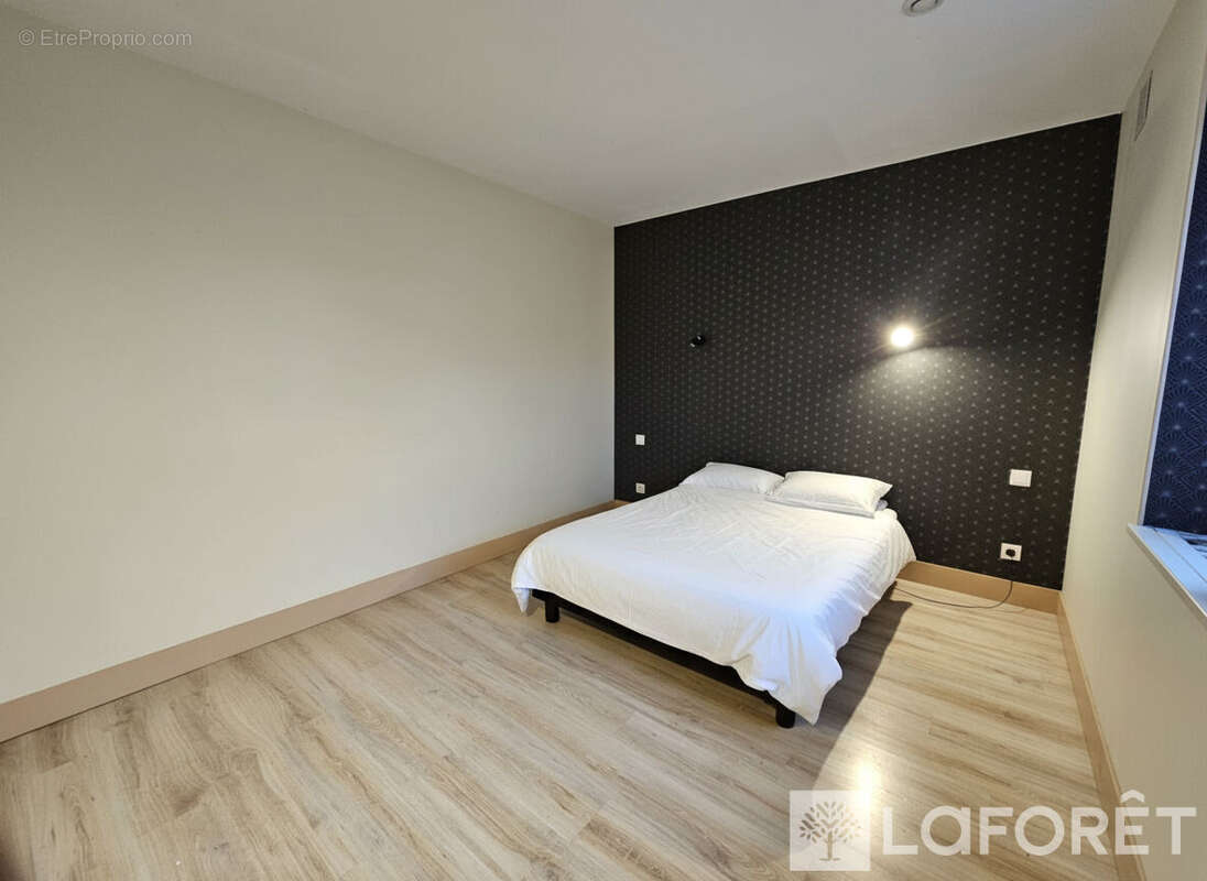 Maison à ETRELLES-SUR-AUBE