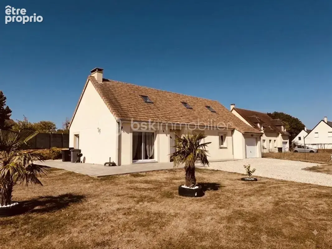 Maison à CROISILLES