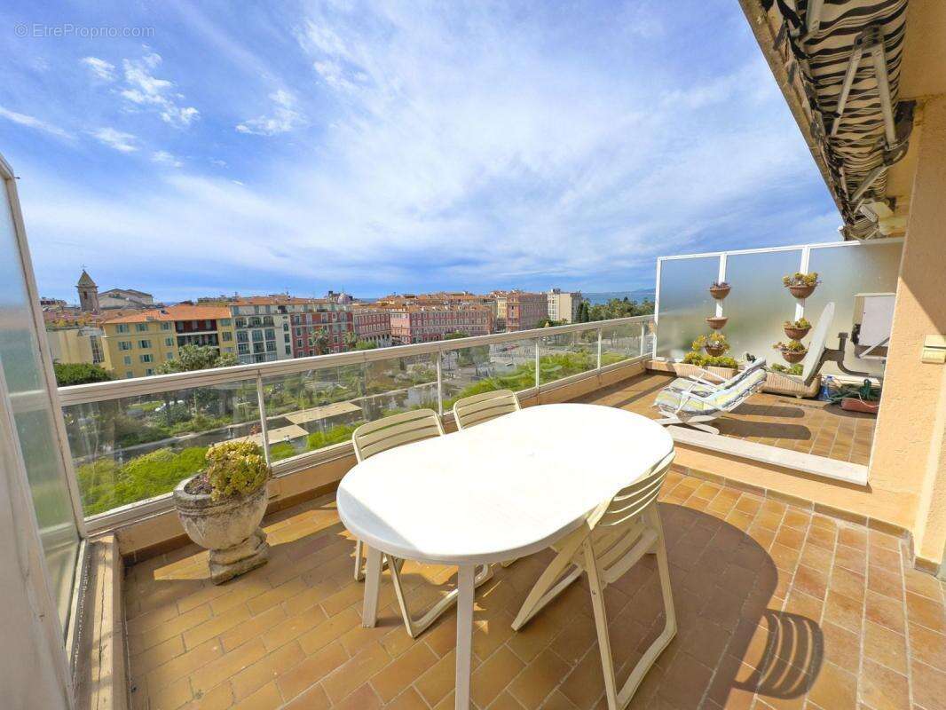 Appartement à NICE