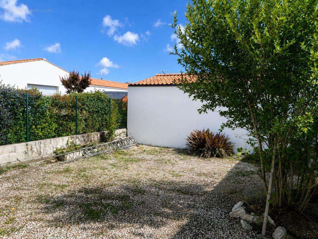 Maison À Vendre - proche du centre-ville de Saint Pierre d’Oléron - photo 3