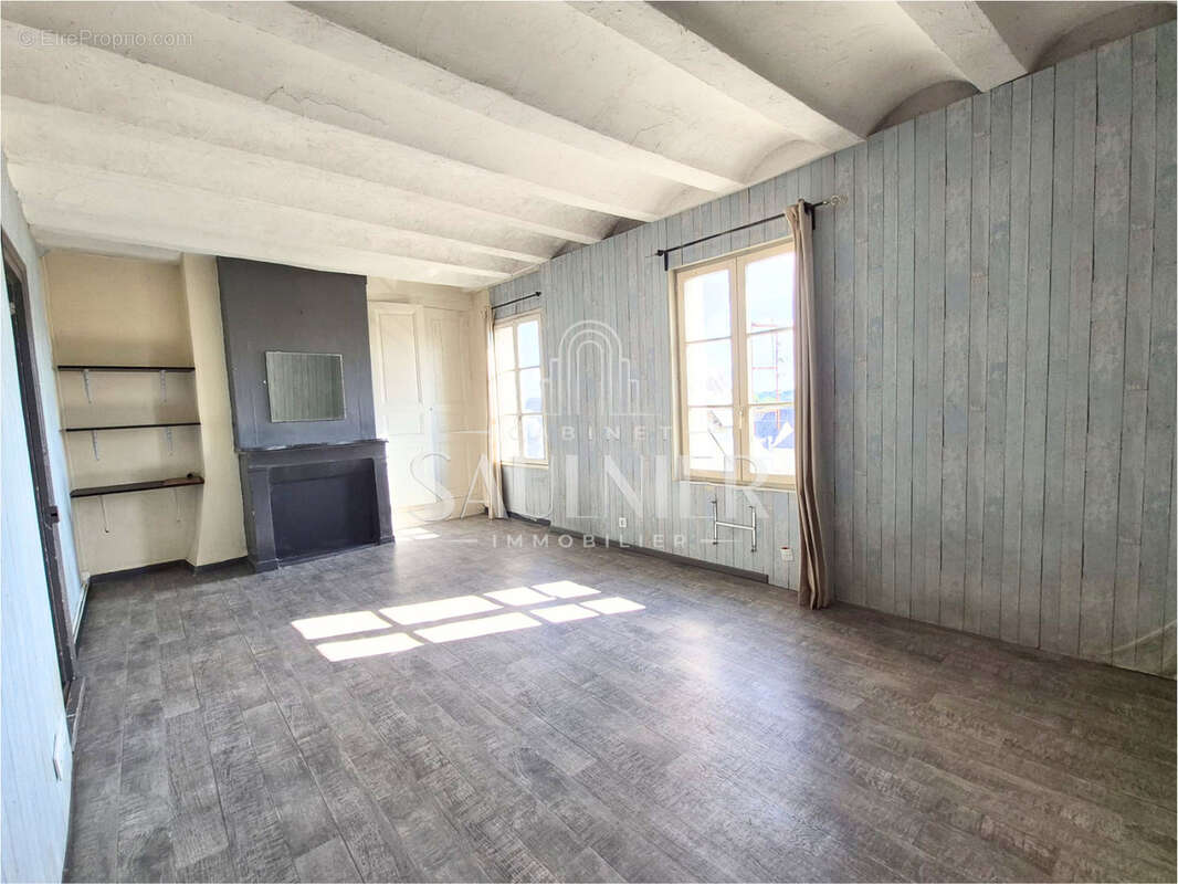 Appartement à MONTRICHARD