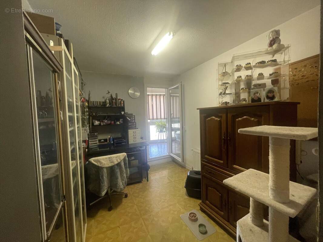Appartement lumineux de 84,14 m² + loggia de 15 m² - photo 8