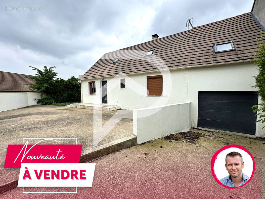 Maison à IVRY-LA-BATAILLE