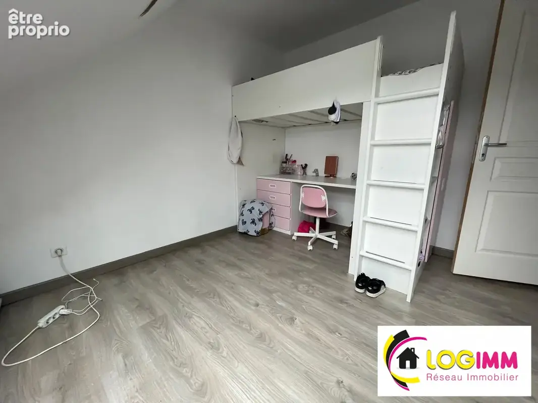 Maison 4 pièces 150 m² à vendre à Aulnoye-Aymeries (59620) - photo 9