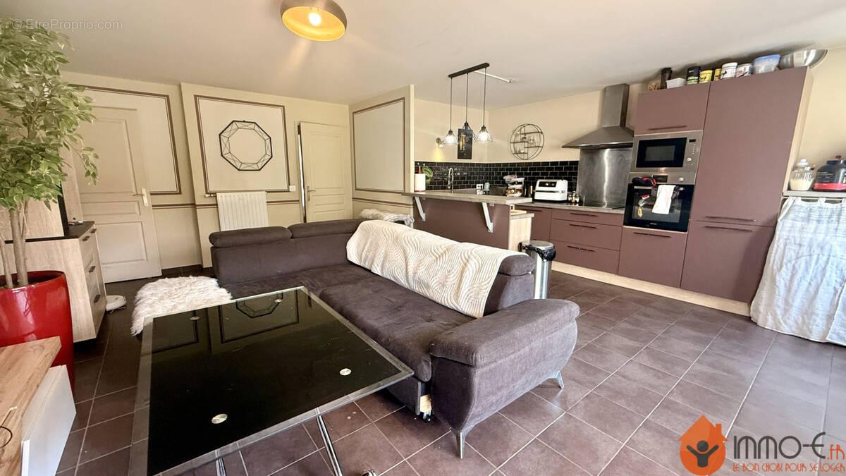 Appartement à VILLENOY