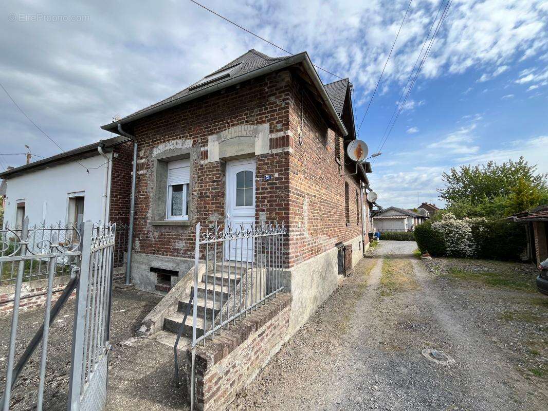 Maison à LIEZ