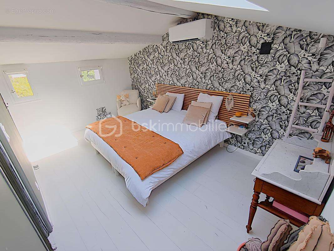 Maison à SIX-FOURS-LES-PLAGES