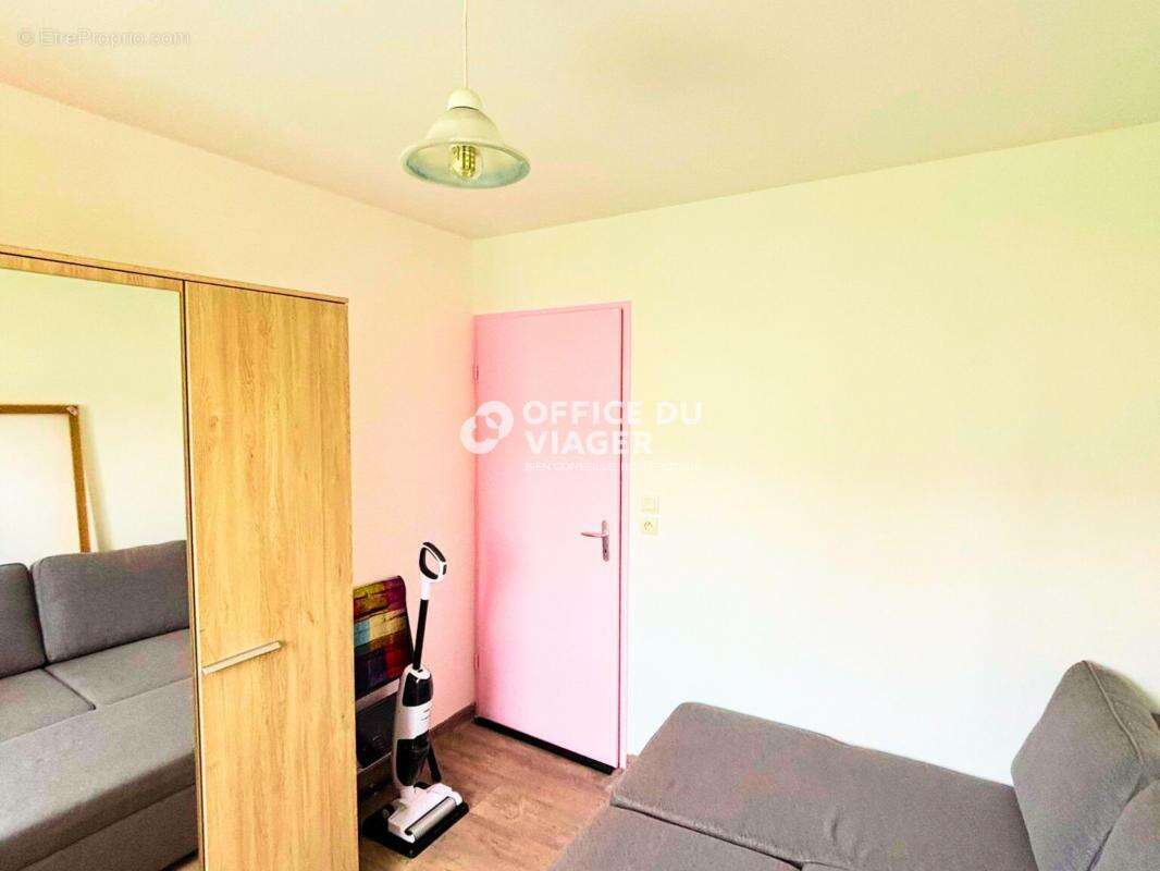 Appartement à GRAND-CHARMONT