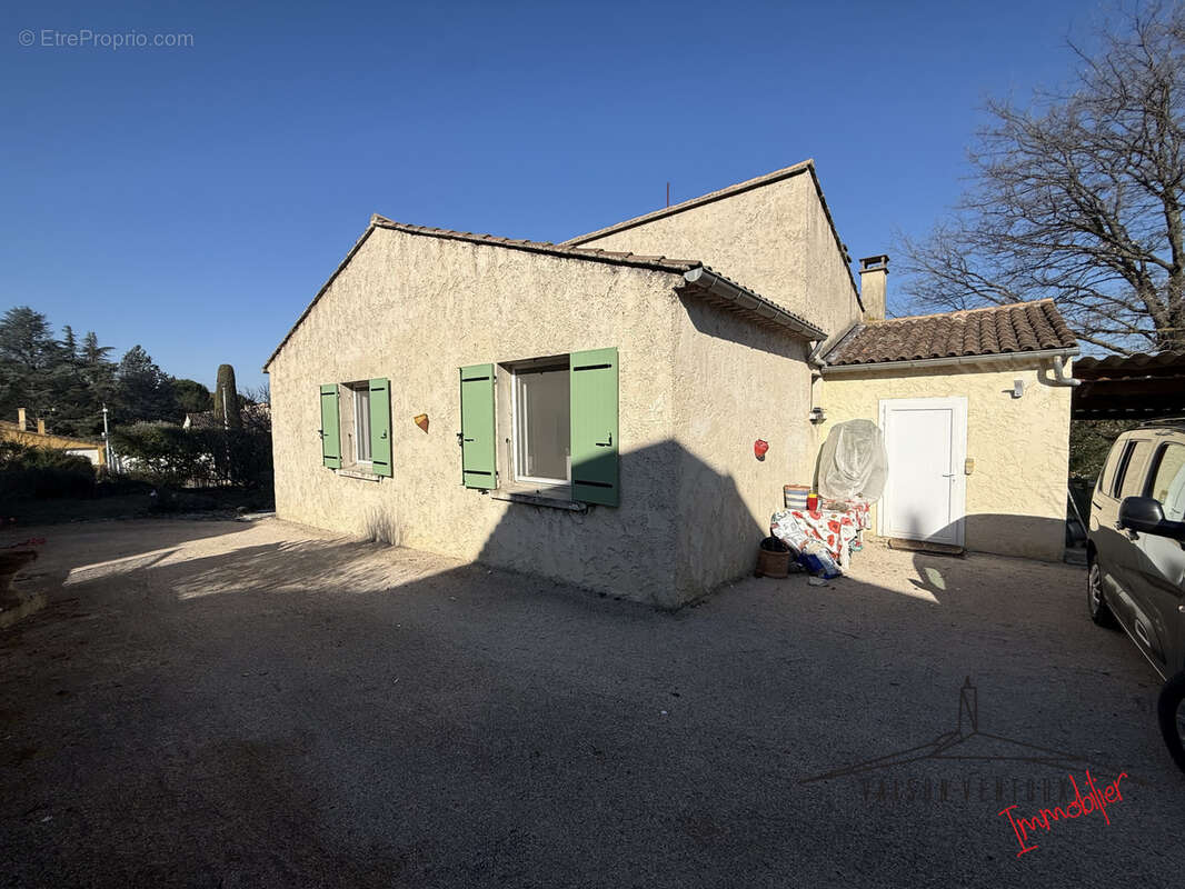 Maison à VAISON-LA-ROMAINE