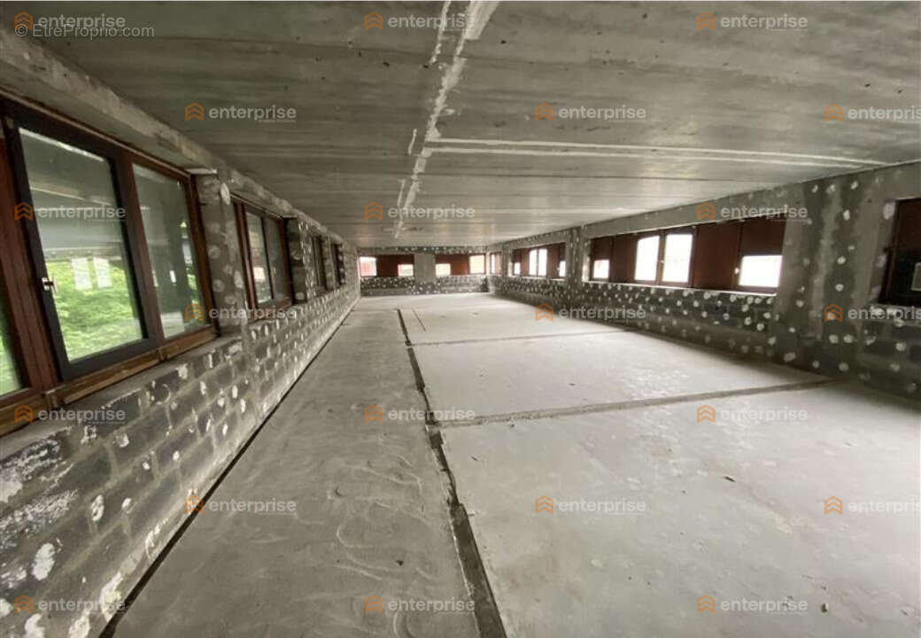 A vendre - bureaux + parking - 2000m2 - lille - - photo 6