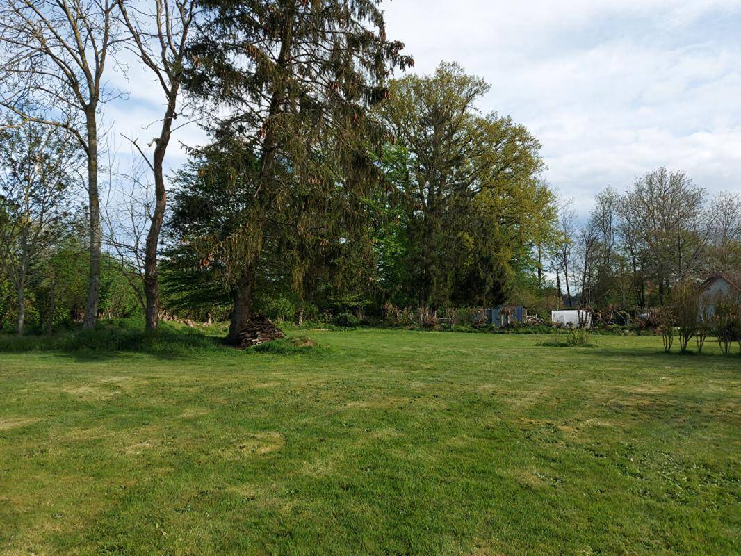 Terrain à BOURG-ACHARD