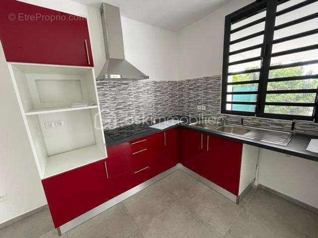 Maison à LES AVIRONS