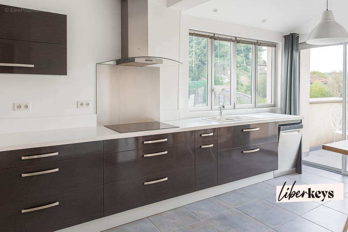 Maison à GREOUX-LES-BAINS