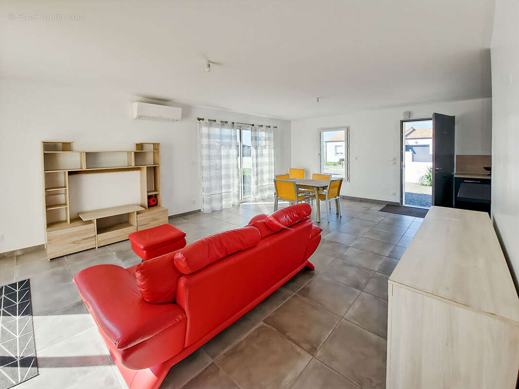 Maison à SALLERTAINE