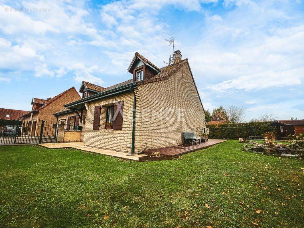 Maison à LONGUENESSE