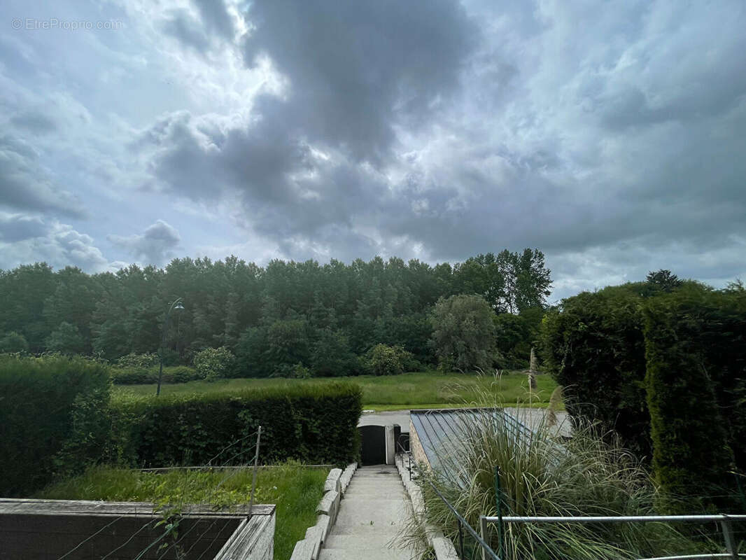 Maison à FLAVIGNY-LE-GRAND-ET-BEAURAIN