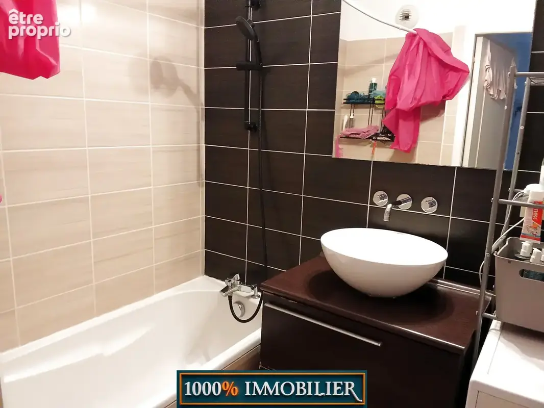 Appartement T3  61M2 avec terrasse - photo 3