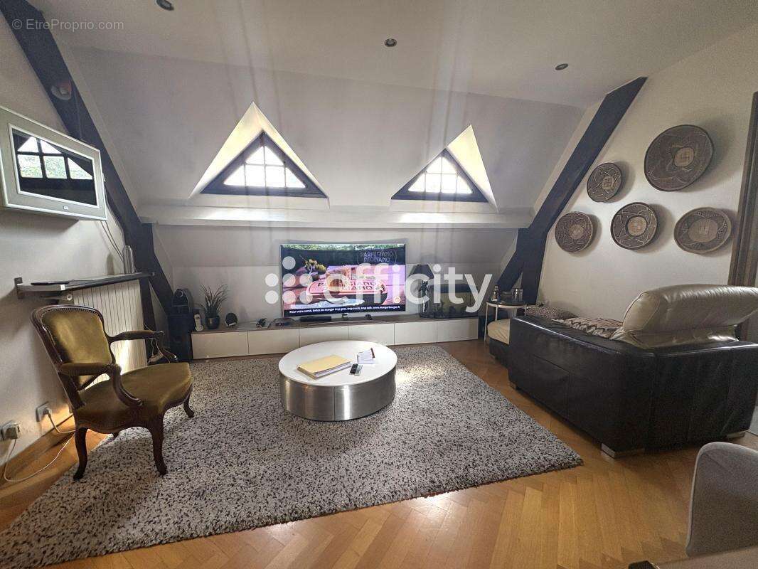 Maison à LE PLESSIS-BOUCHARD