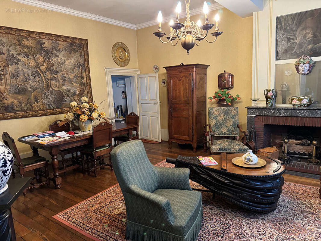 Appartement à MOULINS