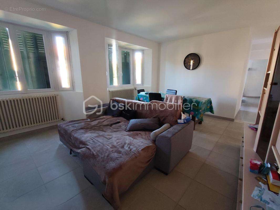  Maison familiale rénovée – 8 pièces – 150 m² – Secteur calme - photo 17