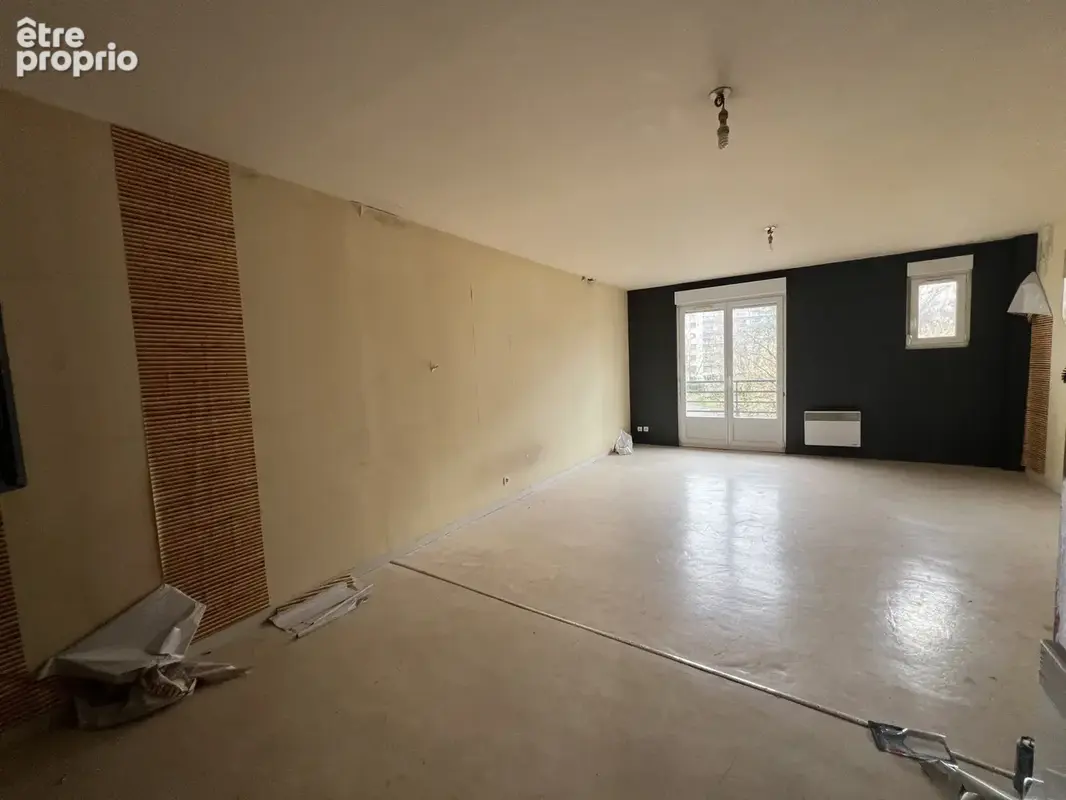 Appartement à rénover secteur Clémenceau avec balcon - photo 4