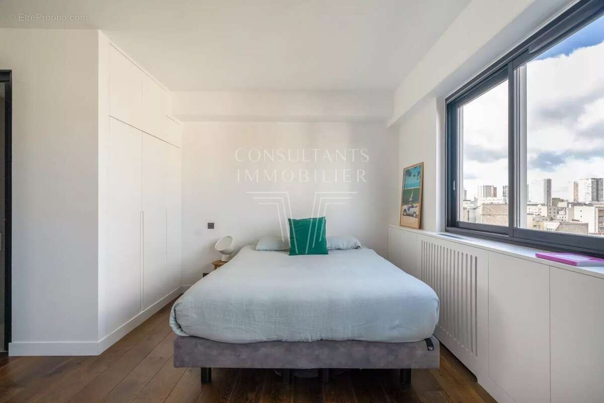 Appartement à PARIS-15E