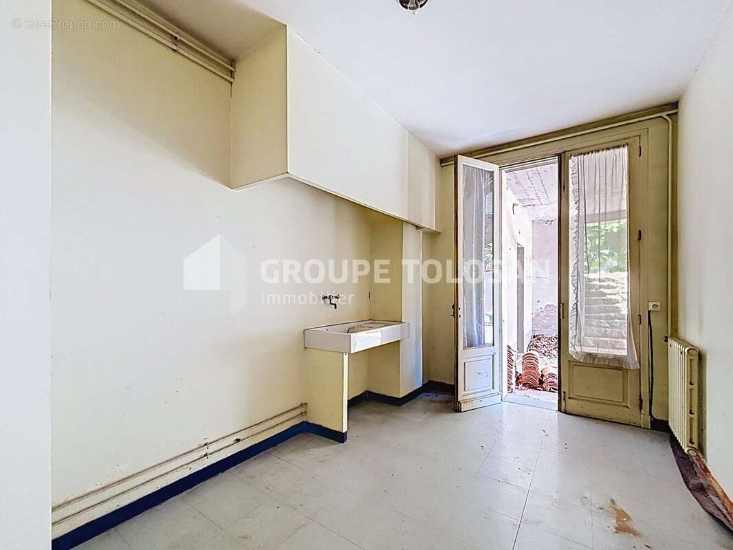 Maison 236 m² à Graulhet  - photo 15