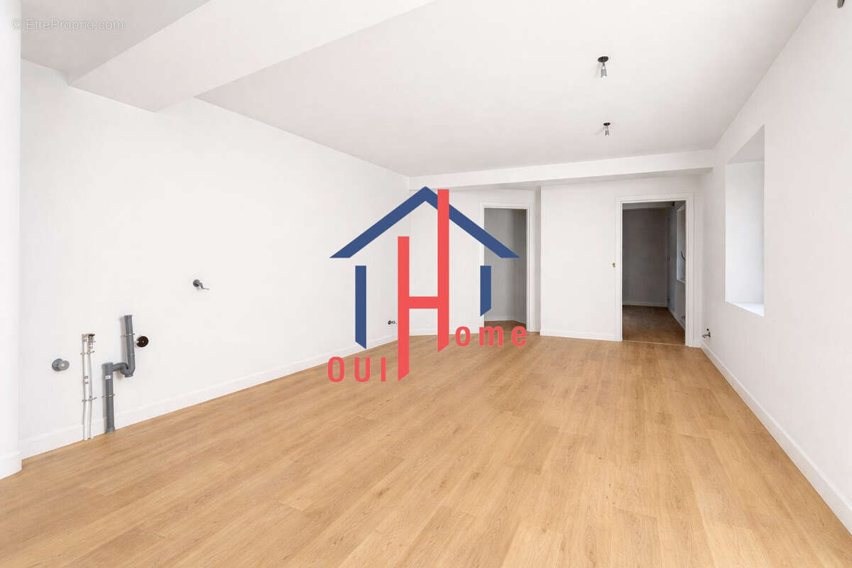 Appartement à COUBON