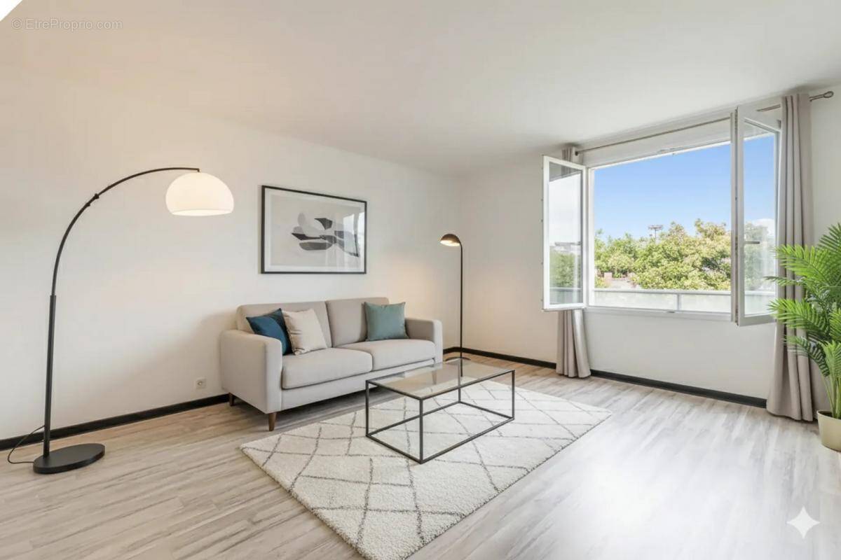 Appartement à MAISONS-ALFORT
