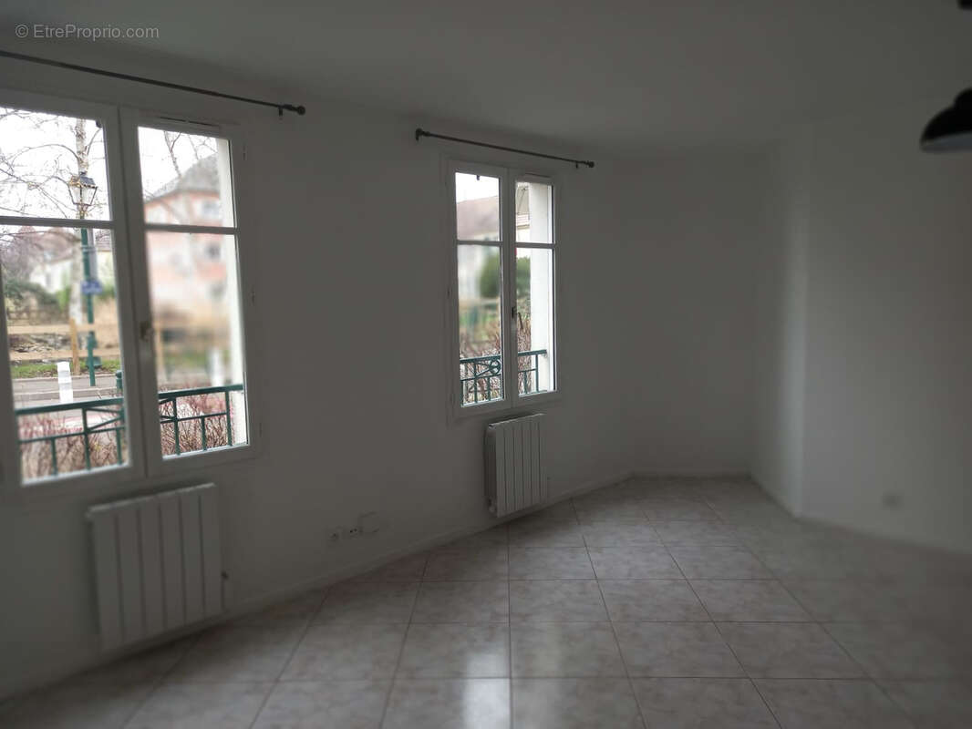 Appartement à CARRIERES-SOUS-POISSY