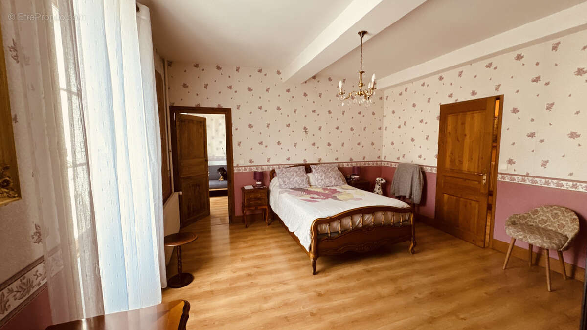 Charmante maison  au coeur de ROUVRAY avec dépendances en très bon état avec jardin d'env. 767 m2 346  500 €. - photo 22