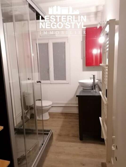 Appartement à GRUCHET-LE-VALASSE