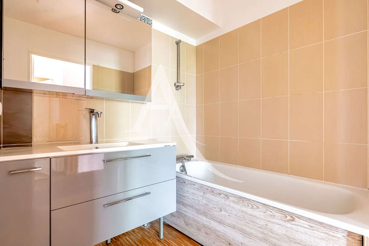 Appartement à LIMEIL-BREVANNES