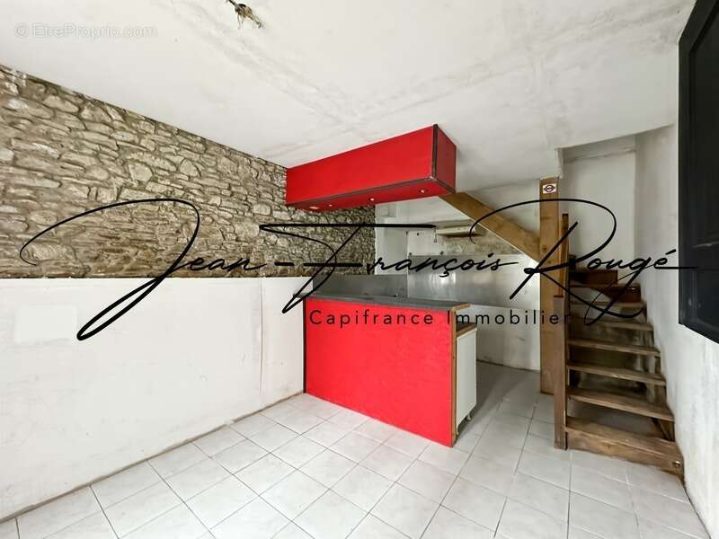 Maison à TOURVILLE-SUR-SIENNE