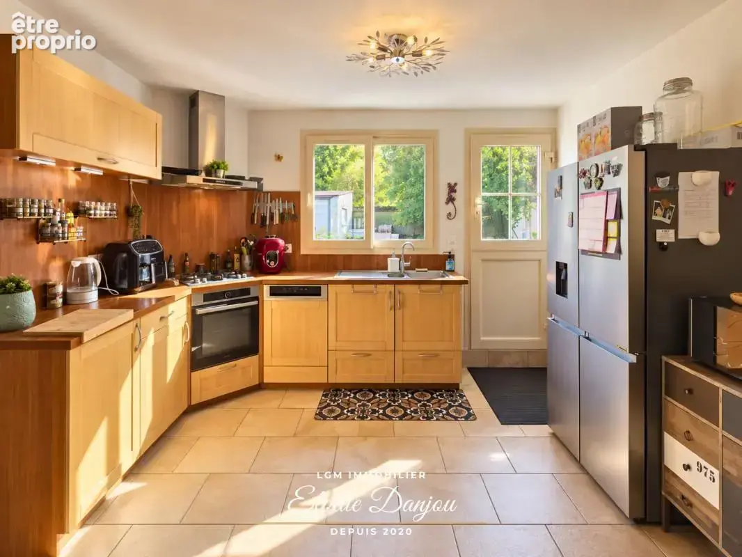 Longère rénovée 4 chambres, garage, dépendances et jardin - Proche Oucques-la-Nouvelle - photo 3