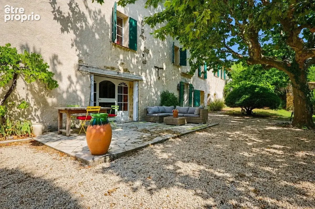 Maison à LA ROQUEBRUSSANNE
