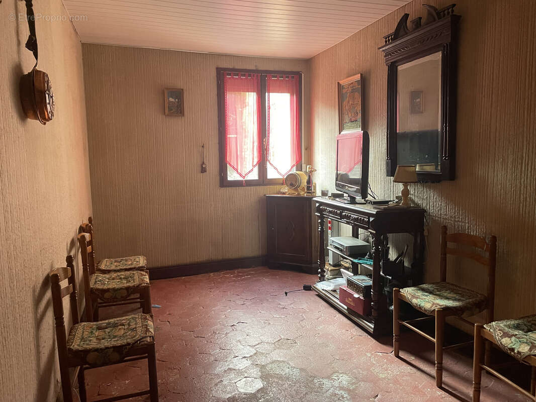 Maison à MERU