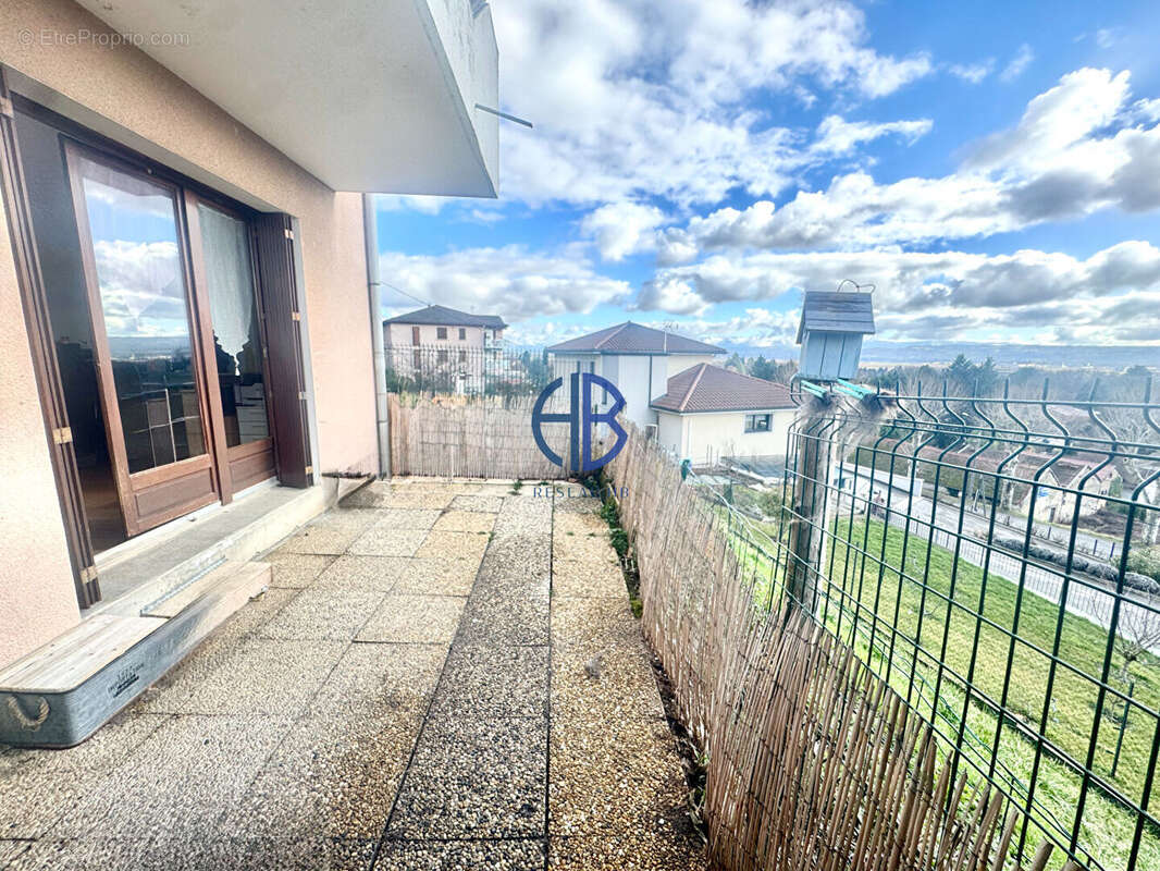 Appartement à LA COTE-SAINT-ANDRE