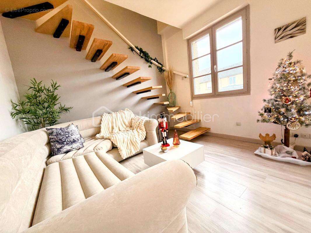 Appartement à TINQUEUX