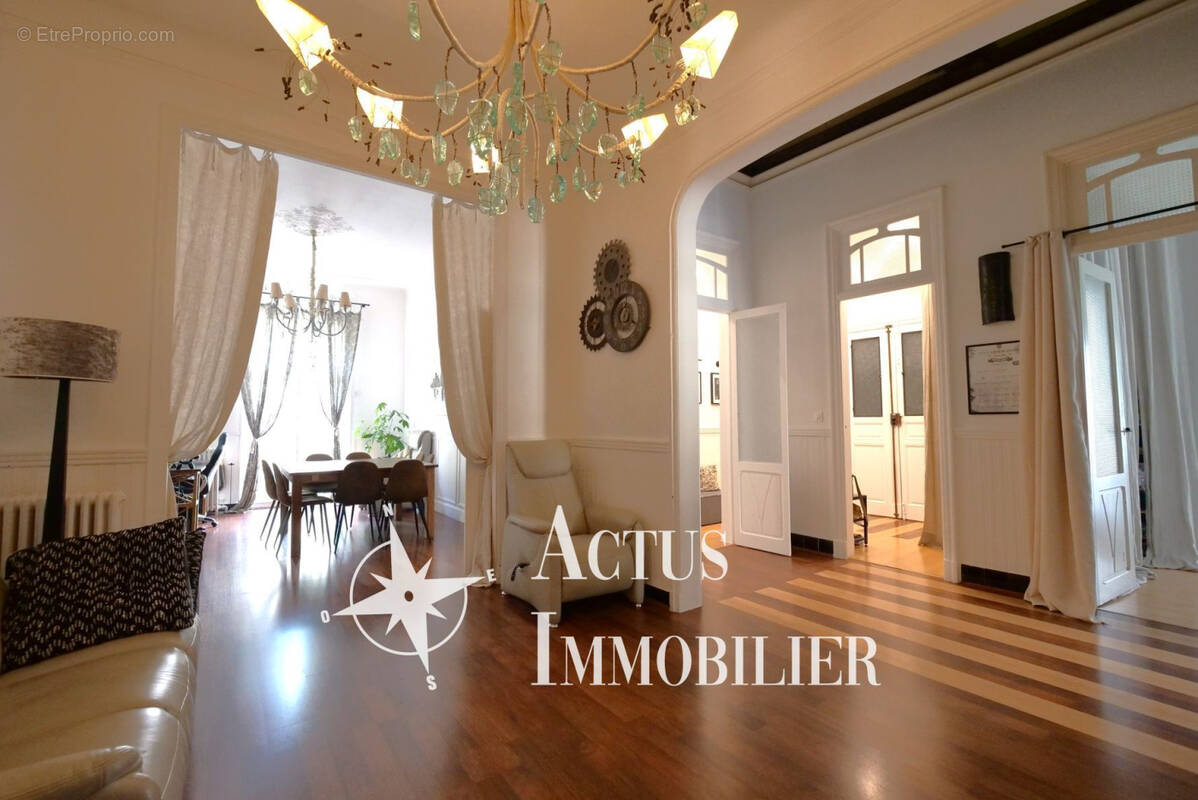 Appartement à SALON-DE-PROVENCE