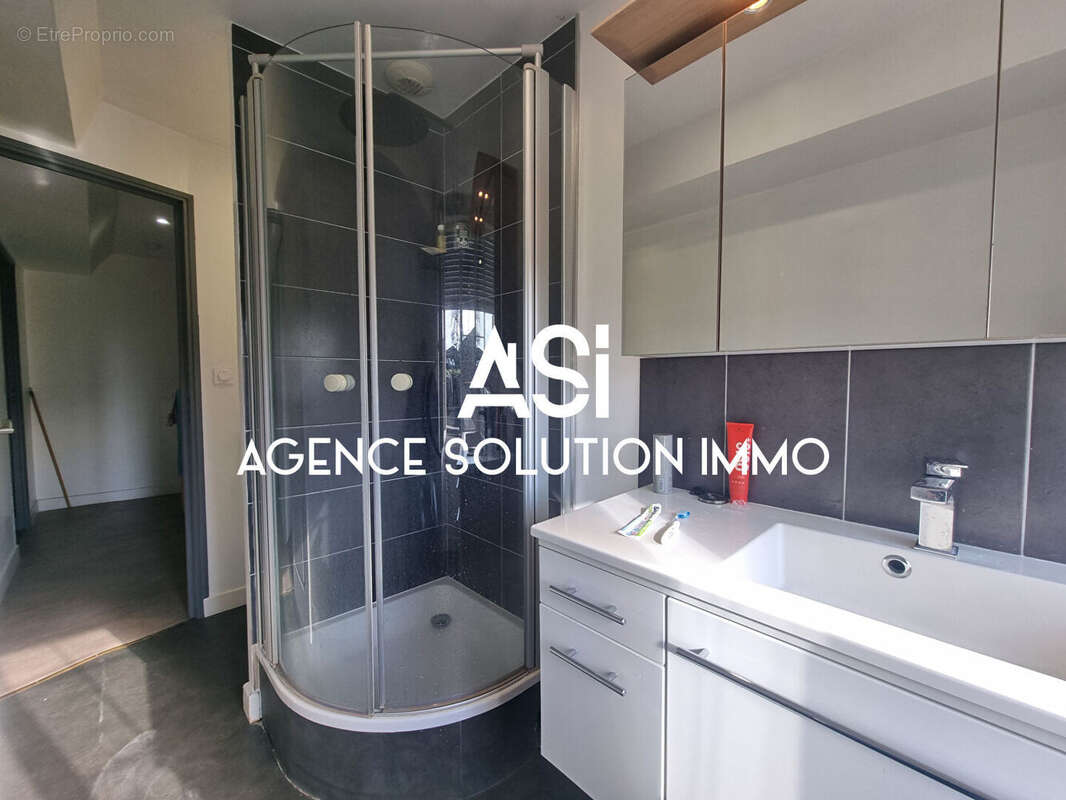 Maison à VILLAINES-LA-JUHEL