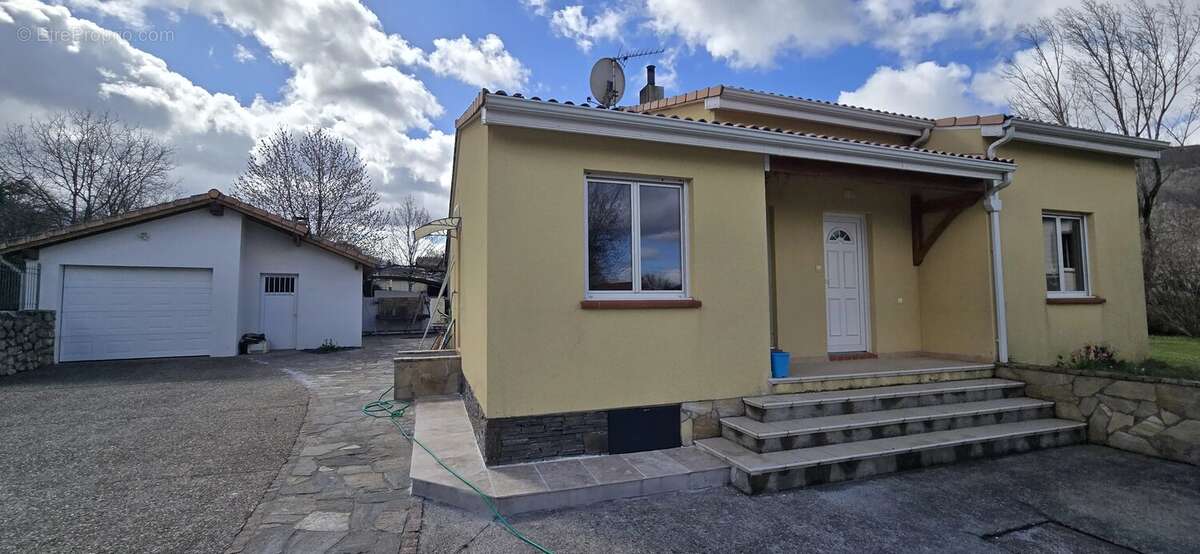 Maison à MONTGAILLARD