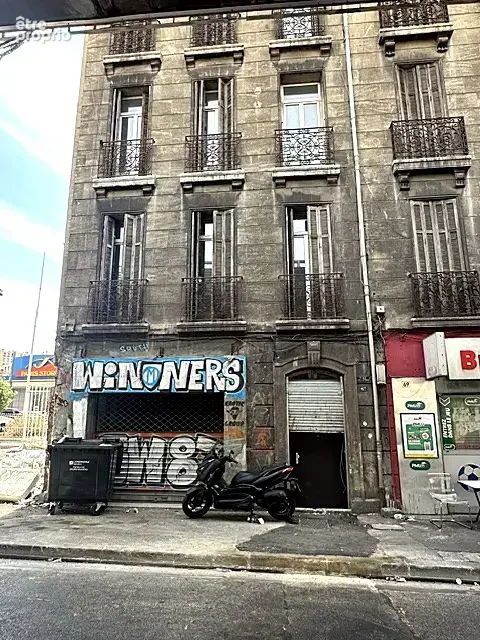 Immeuble entièrement rénové - Marseille 3e-Libre-12% de renta - photo 2