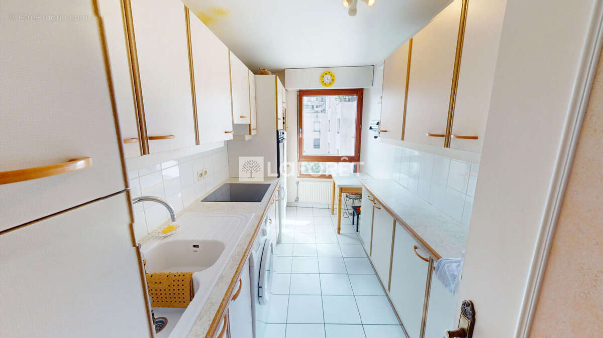 Appartement à RUEIL-MALMAISON