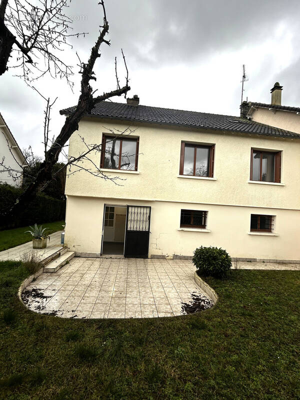 Maison à LES MUREAUX