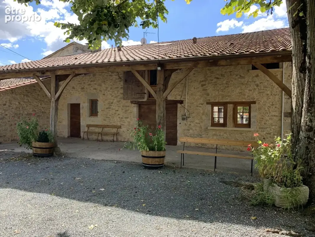 Ancienne ferme rénovée avec deux  maisons d'amis - photo 2