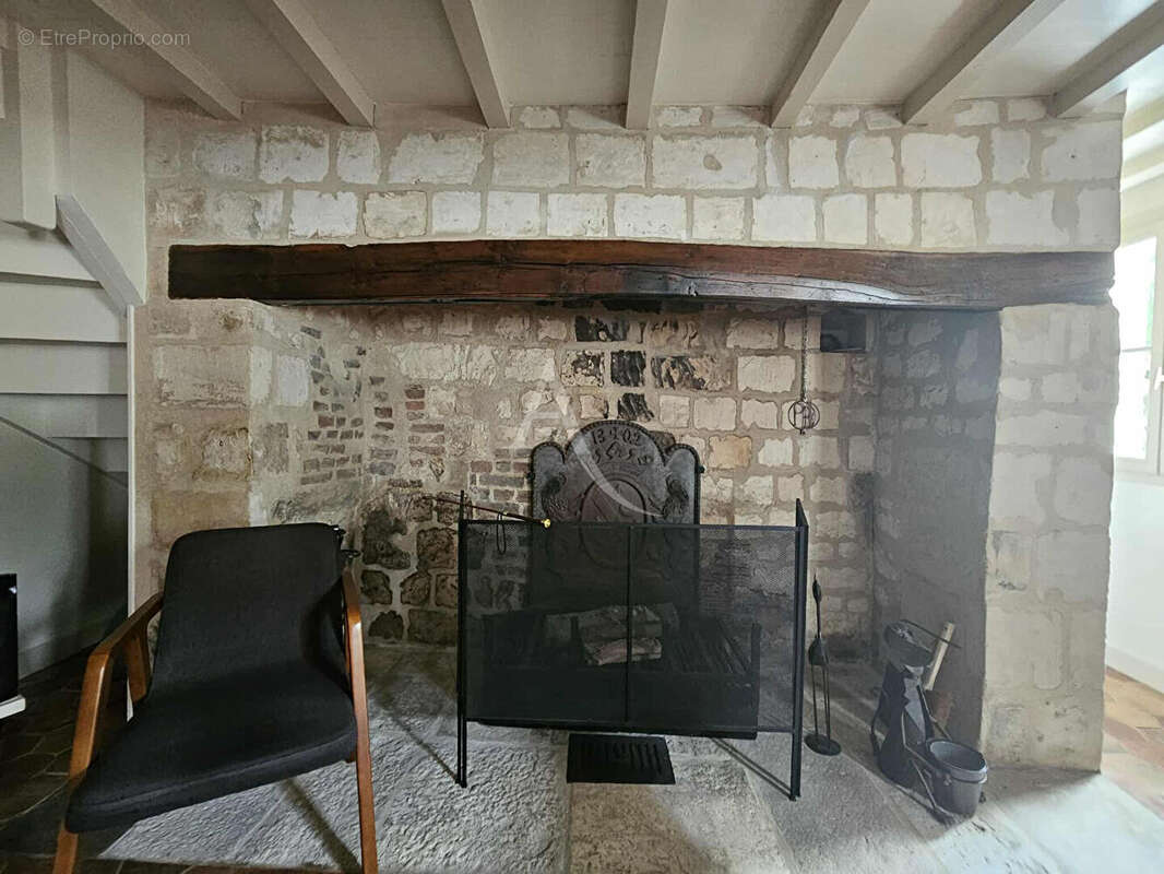 Maison à ARGOULES